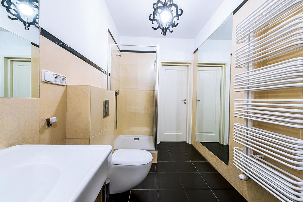 Apartment Powisle With Garage Warsawa Bagian luar foto